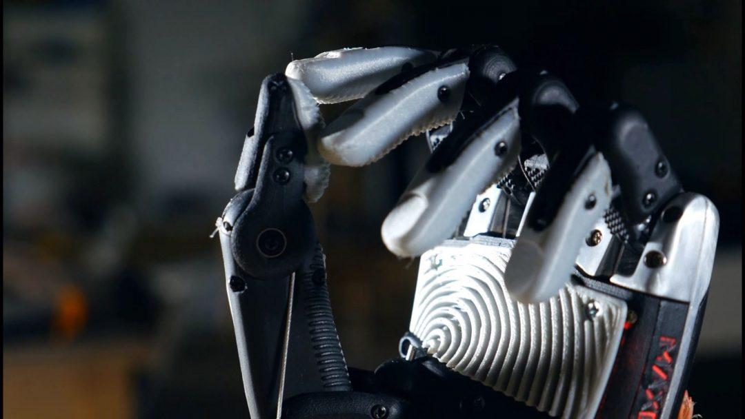 Company Six запустит производство роботов для полиции и военных