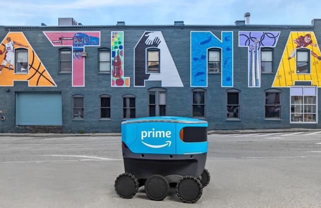 Amazon тестирует роботов-доставщиков размером с ведро