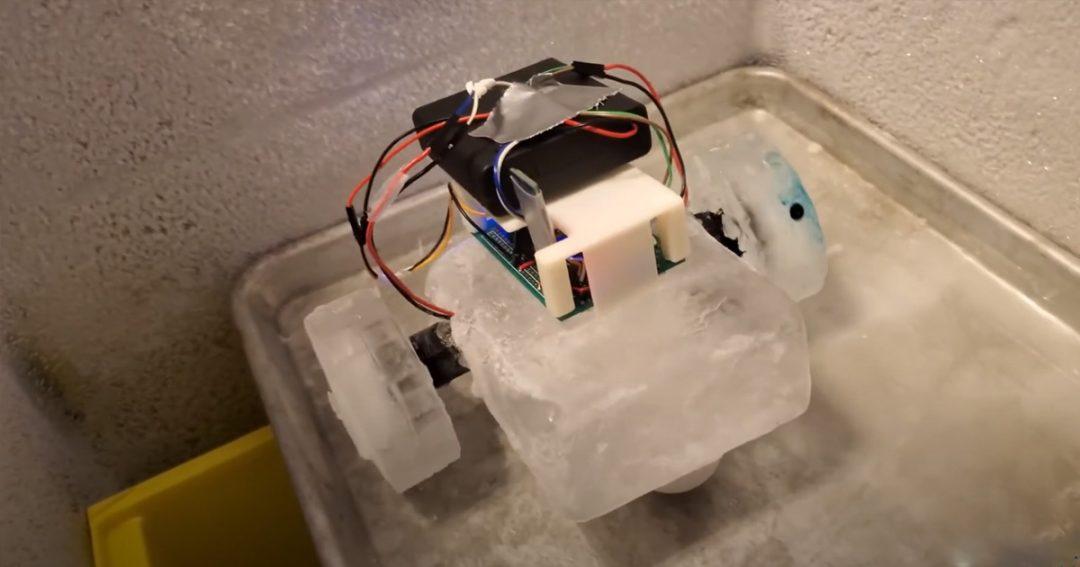 Концепт робота изо льда