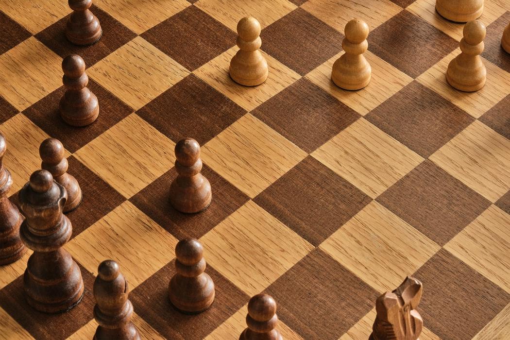 Нейронки путают обсуждение шахматных партий с расистским контентом