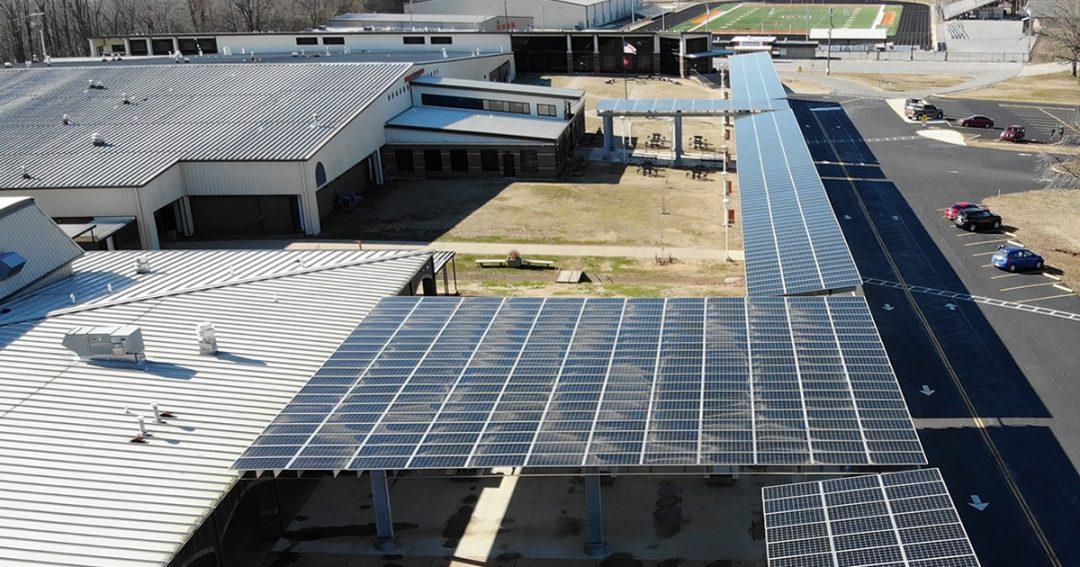 В Арканзасе школа перешла на солнечную энергию и хорошо сэкономила