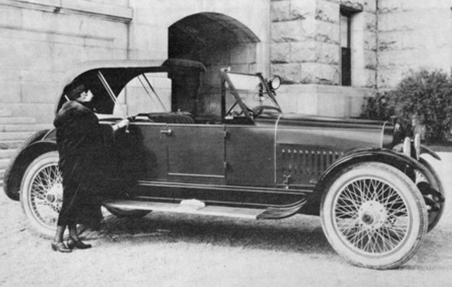 Сто лет назад: первая жёсткая складная крыша кабриолета