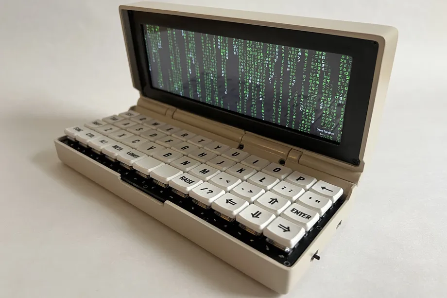 Инженер собрал ультракомпактный ноутбук за $150