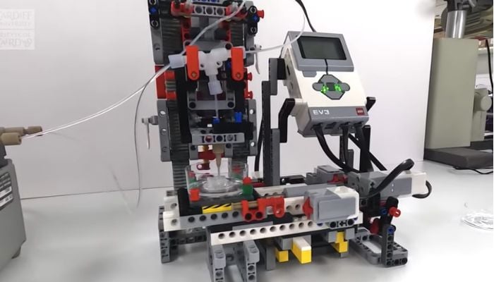 Придумали, как собрать недорогой 3D-биопринтер полностью из деталей LEGO