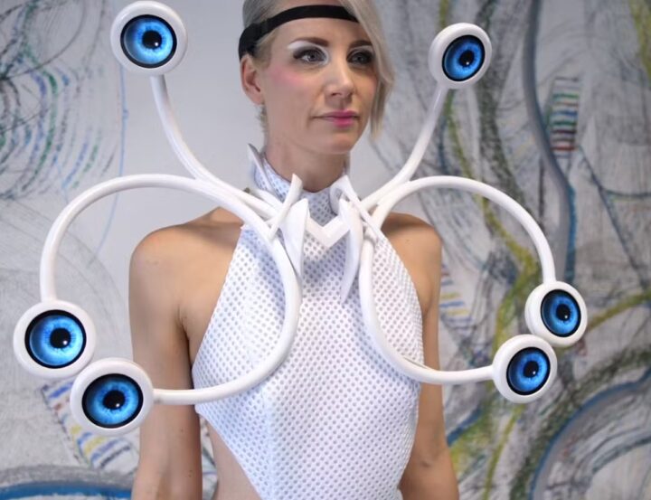 Технодурка: 3D-печатный наряд, который отображает эмоциональное состояние носящего