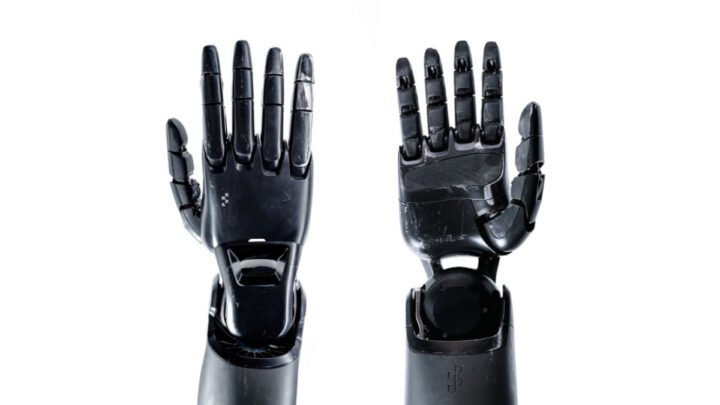 Роботы отработали почти год на заводе BMW — и ушли на «пенсию»